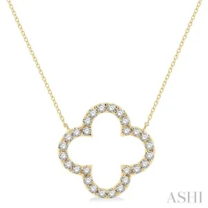 3/4 ctw Clover Round Cut Diamond Necklace in 14K Yellow Gold