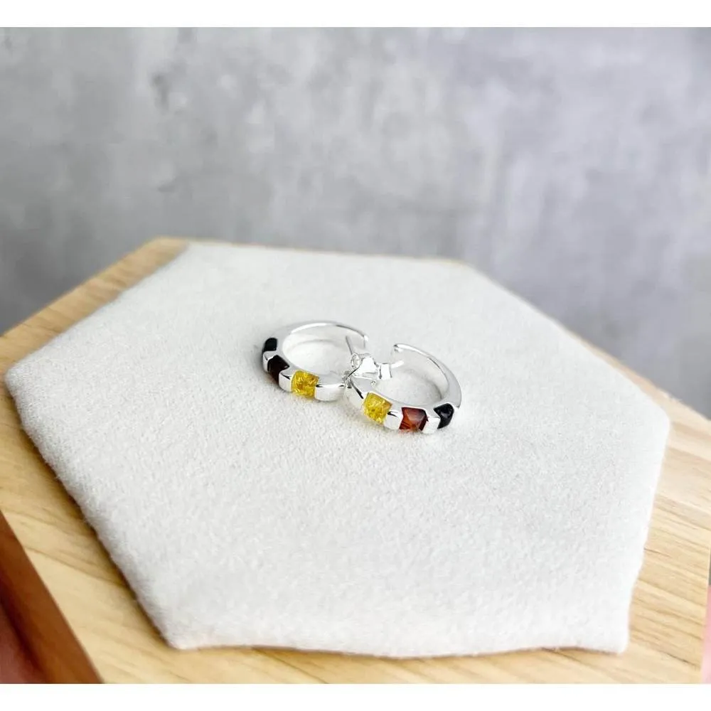 925 Sterling Silver & Baltic Amber Modern Studs Earrings - GL090