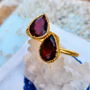 DEEP RED HUES - HANDMADE ELECTROPLATED GOLD / COPPER RING