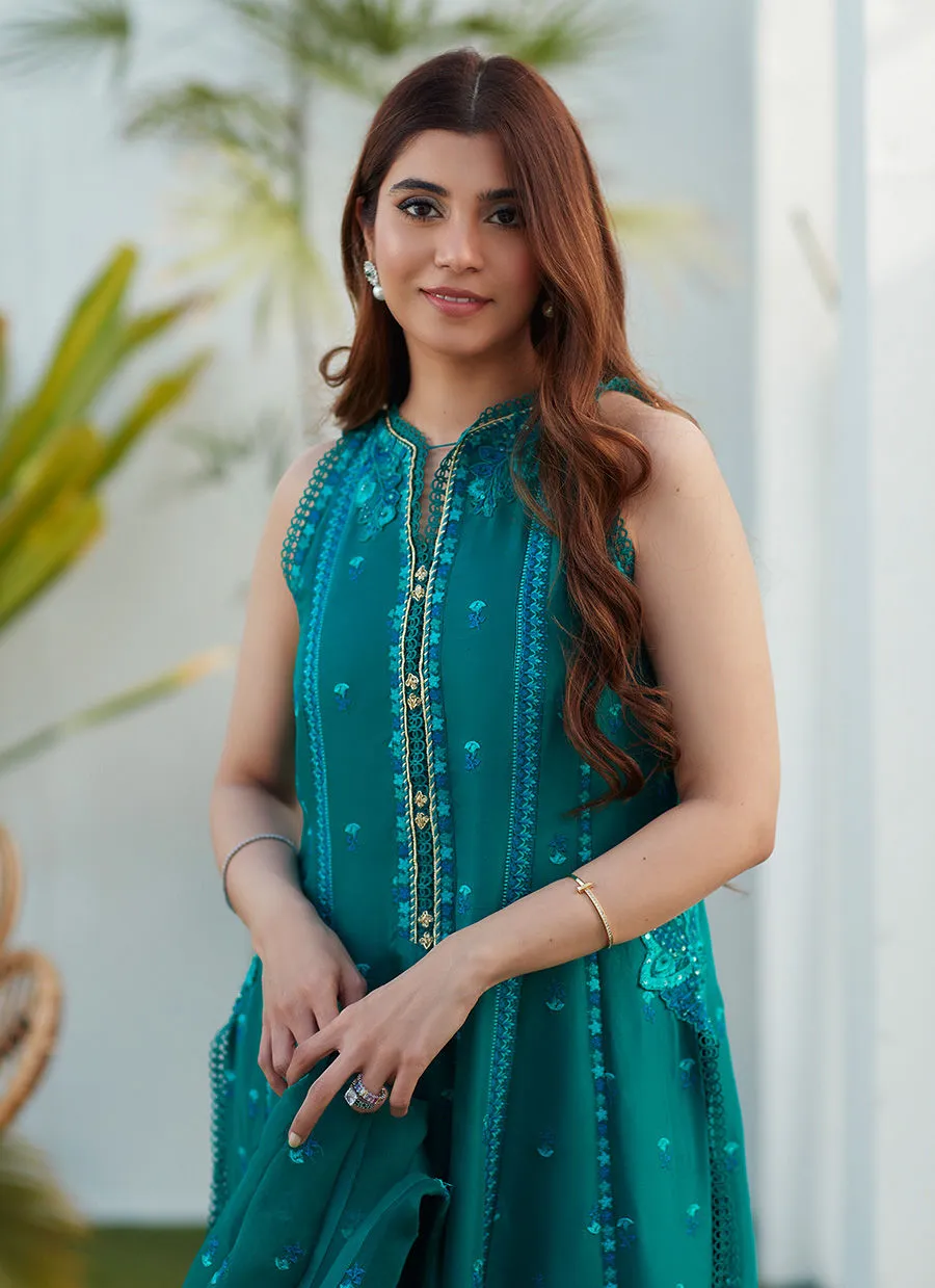 Luxe Pret '23 - Shel Emerald Paneled Shirt And Dupatta