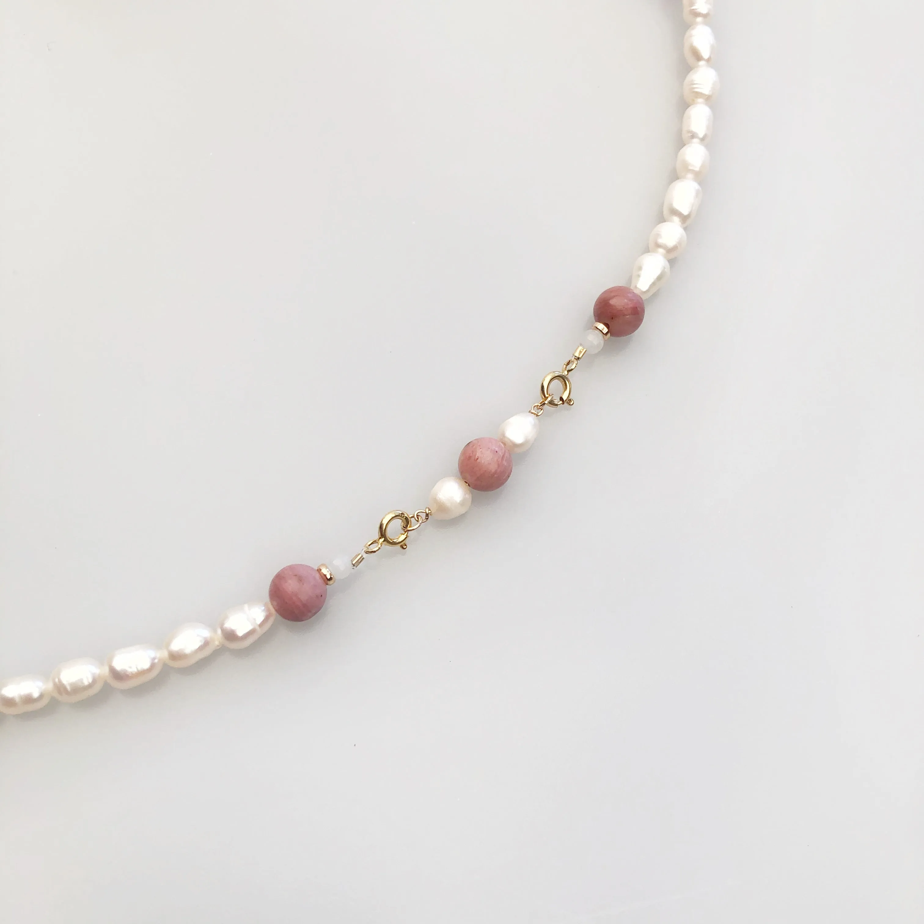 Multi-style Baroque Pearl Lariat Necklace Set with Red Tassels