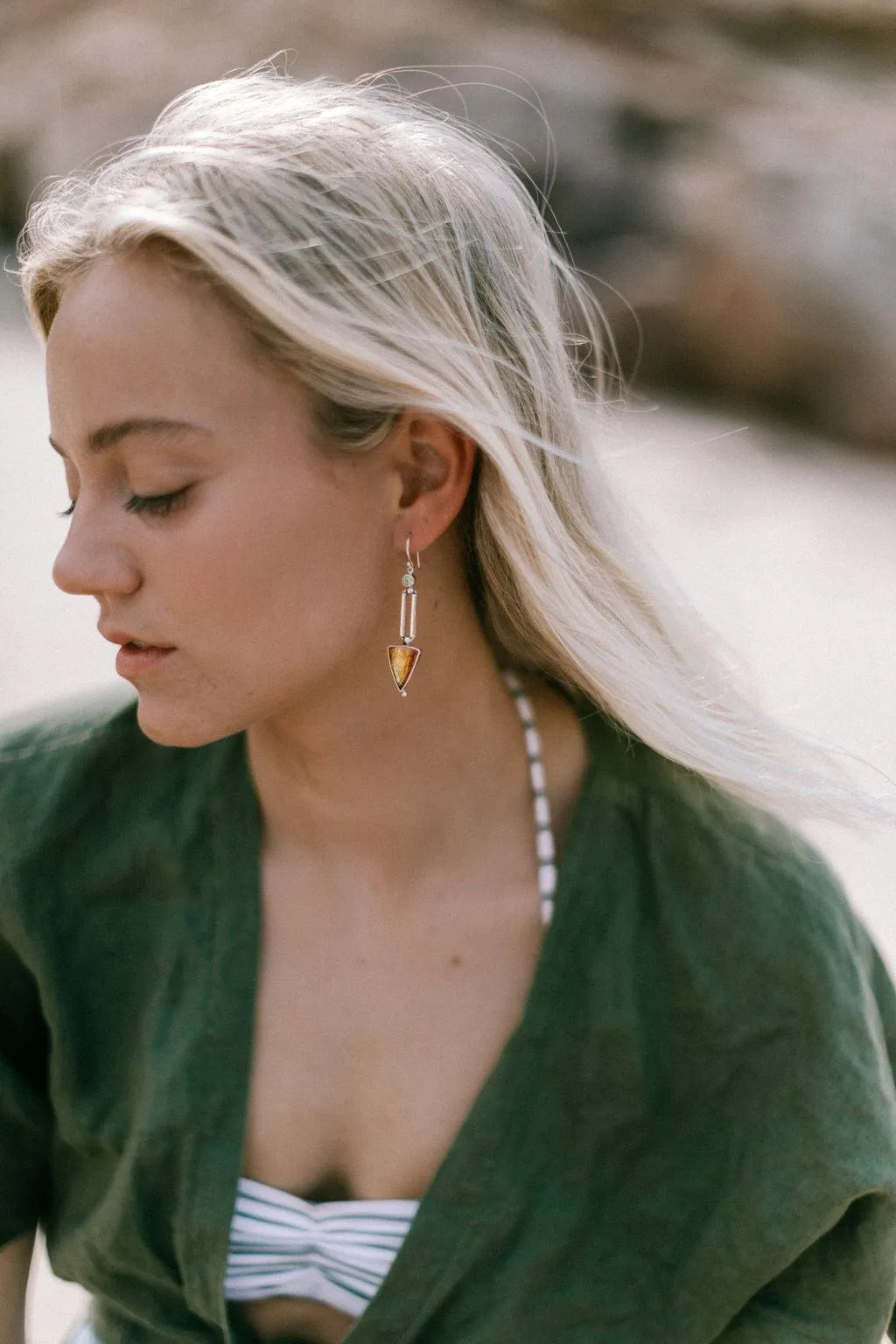 stone arrow amber earrings - sterling silver