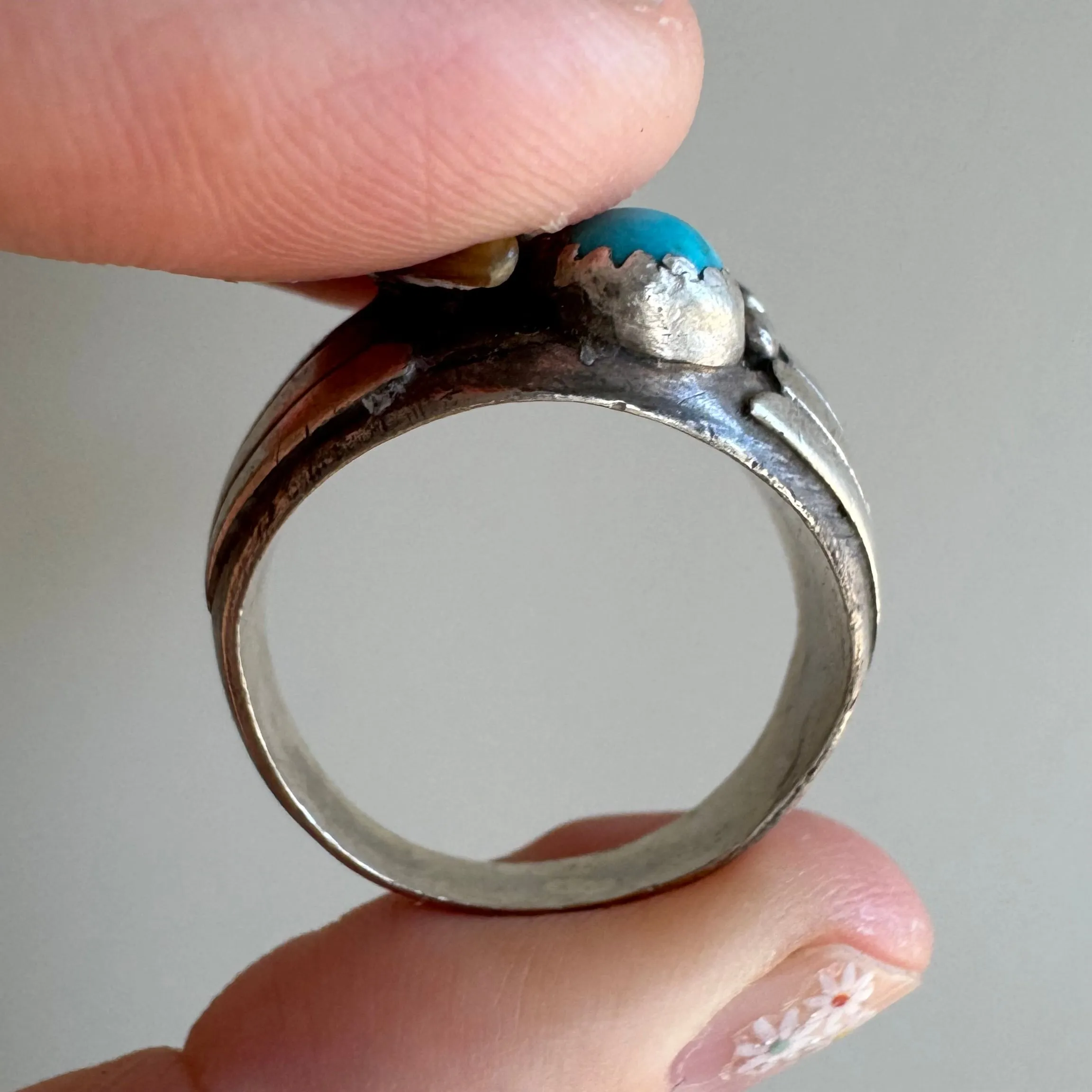 V I N T A G E // wear your fears / sterling silver Navajo claw coral and turquoise ring / size 9.25